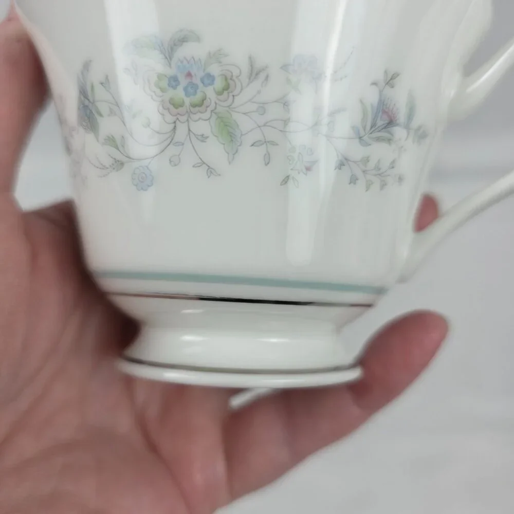 FOUR Oxford China Spring Bread Plates. The plates measure 6 3/8 inches and are w